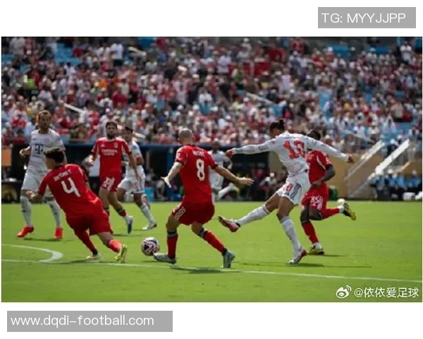 德甲激战：本菲卡逆转里昂四比三十大精彩进球回顾引爆全场