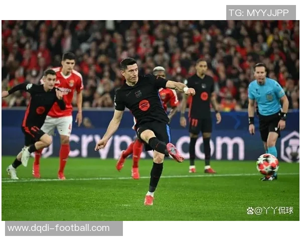 西甲精彩对决曼联绝杀本菲卡全场沸腾瞬间回顾与战术分析